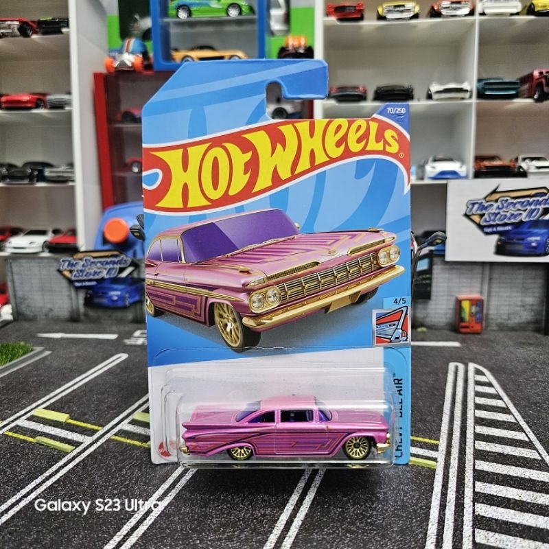 Hotwheels '59 Chevy Impala Pink