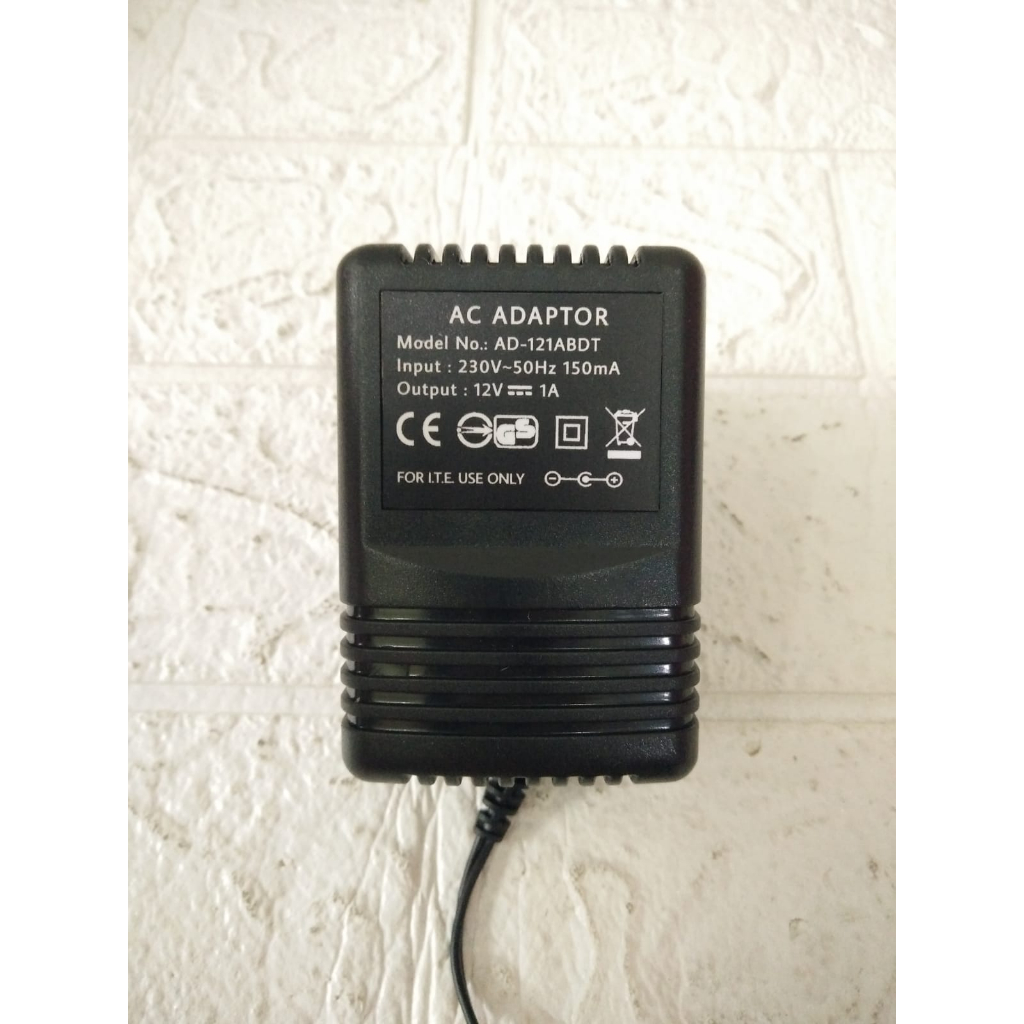 AC ADAPTER 12V 1A model : AD-121ABDT
