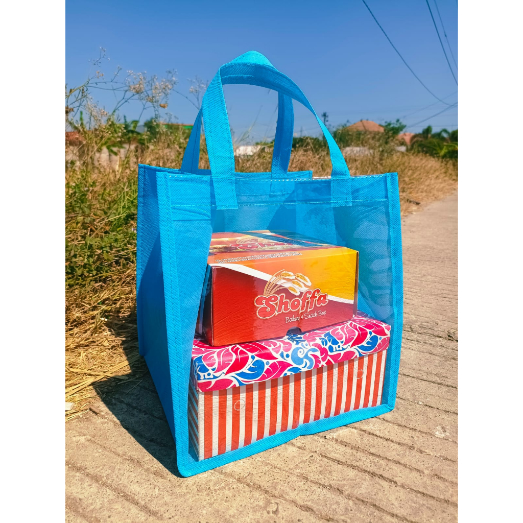 

P23xL22xT25 Tas Hampers Mika Spunbond Bening Transparan Berkat Hajatan