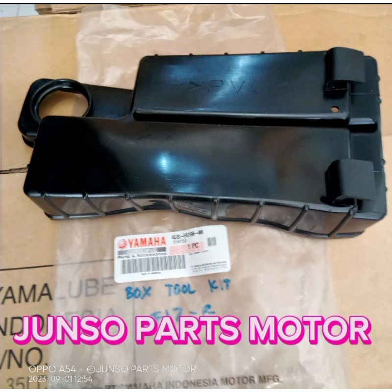 Karet Box Begasi Tool kit Yamaha FIZR Original Genuine Yamaha - Sparepart Sperpart Spare Part Motor