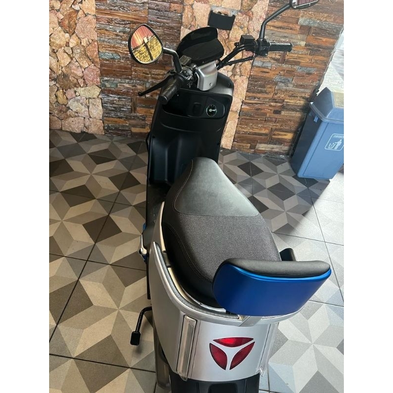 motor listrik yadea 85