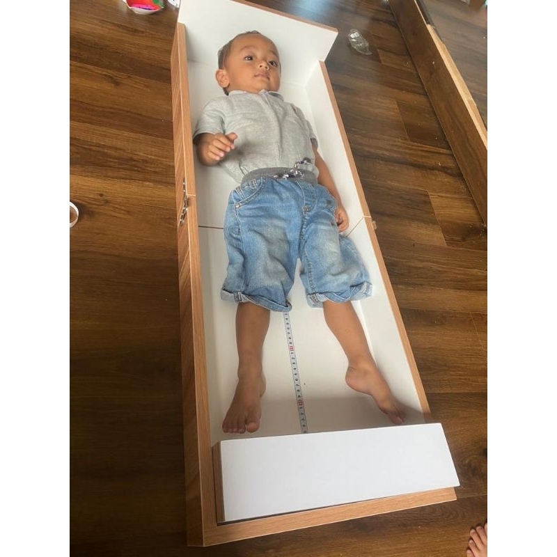 Pengukur panjang bayi kayu / Infantometer board