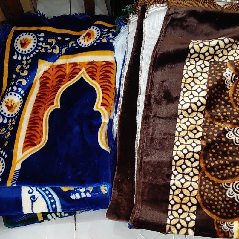 sajadah bludru oleh2 haji dan umroh