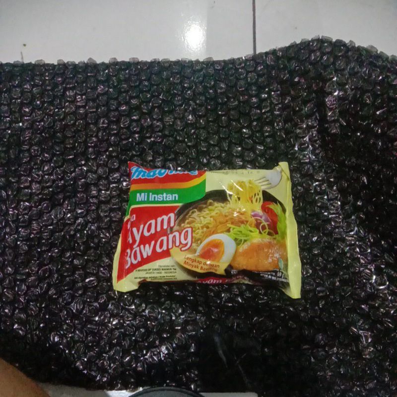 

bubblewarp+10pcsindomieayambawang