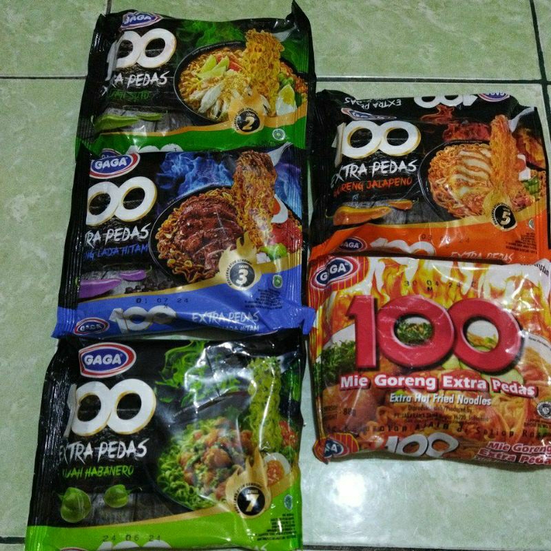 

Berbagai Merk Mie Instan Serba 3ribuAn PerBungkus