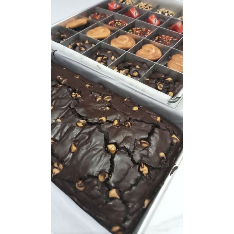 

brownies panggang ukuran 20x10 non sekat||brownies art by lena||brownies fudgy shiny||brownies sekat