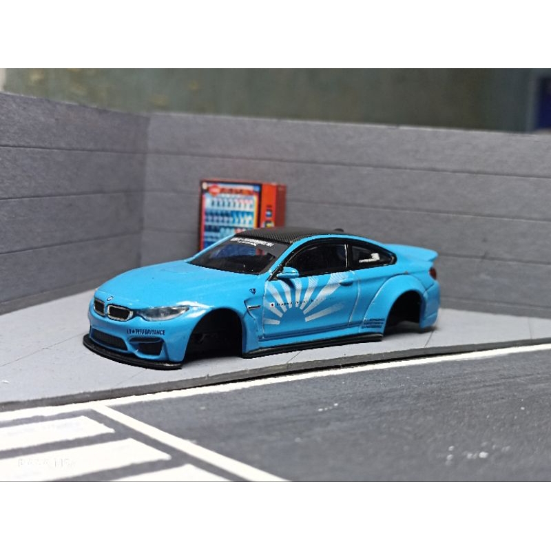 MiniGT BMW M4 Baby blue (Body only)