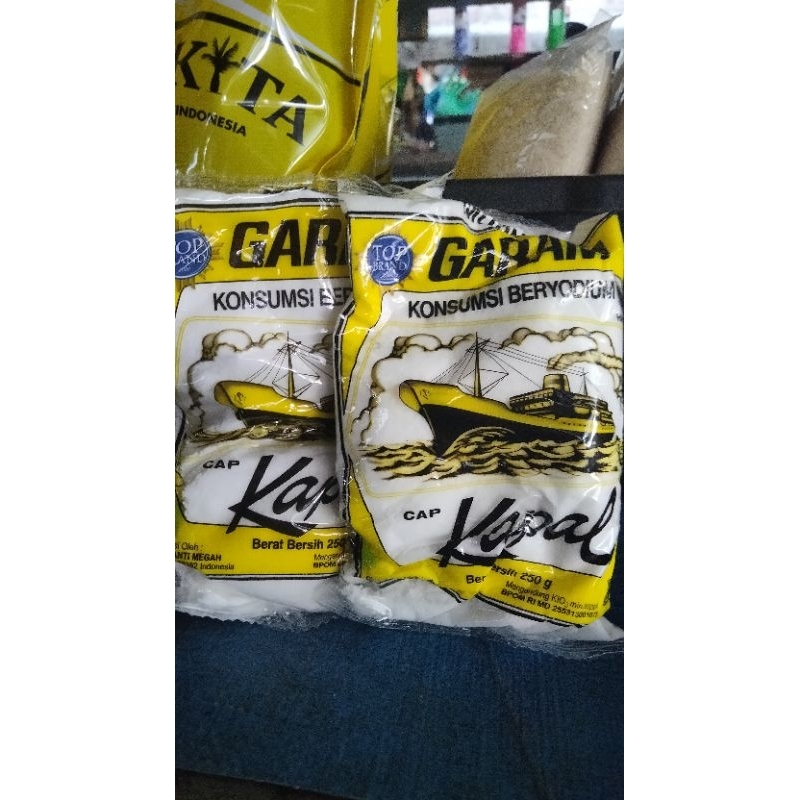 

GARAM CAP KAPAL 250 GRAM JATIM