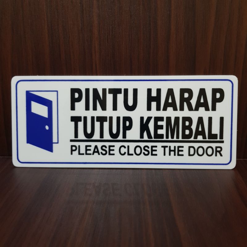 

Akrilik papan label PINTU HARAP TUTUP KEMBALI 22×9cm