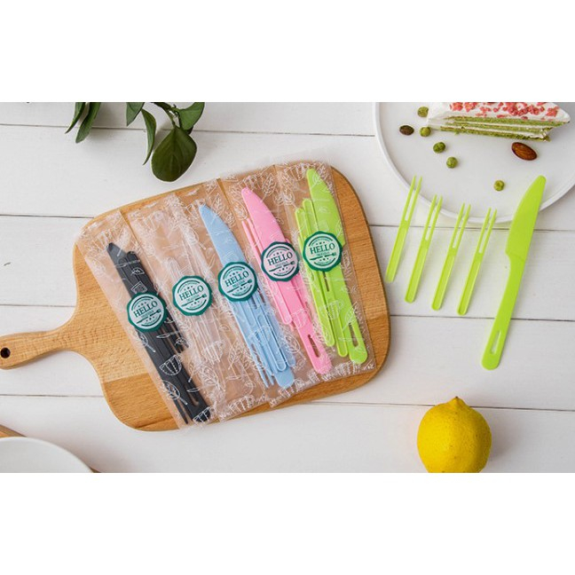 1 Pisau 4 Garpu Mooncake Set / Pisau Garpu Plastik Mooncake