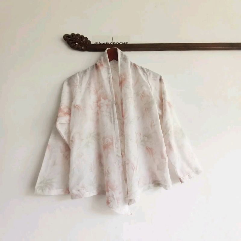 Kebaya Nyonya Lawas Pemakaian Sehari-hari