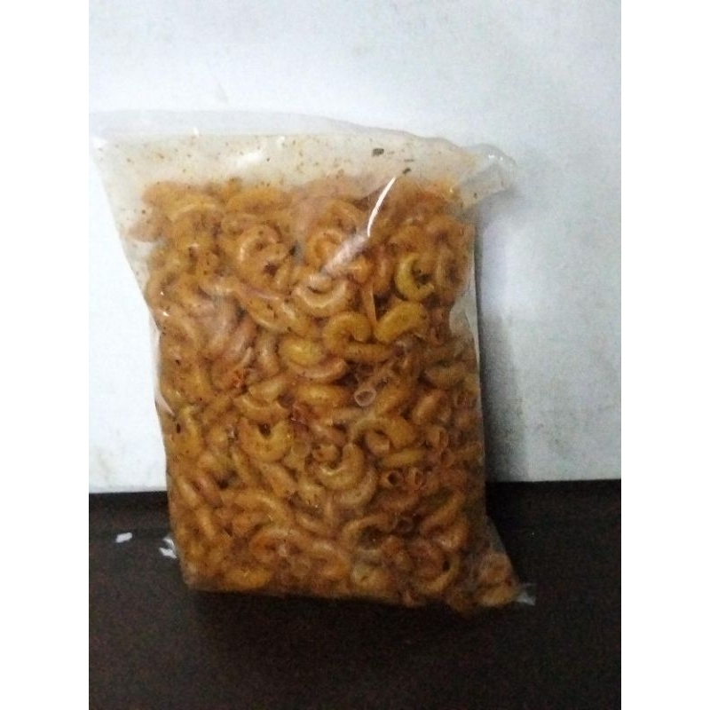 

MACARONI BANTET PEDAS