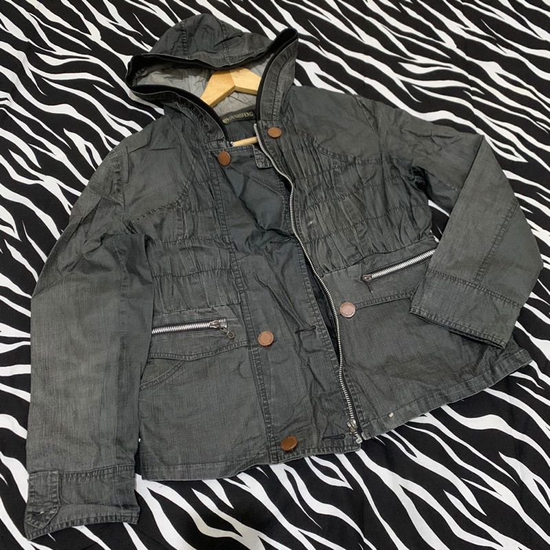 Jaket wanita tebal resleting kancing parasut