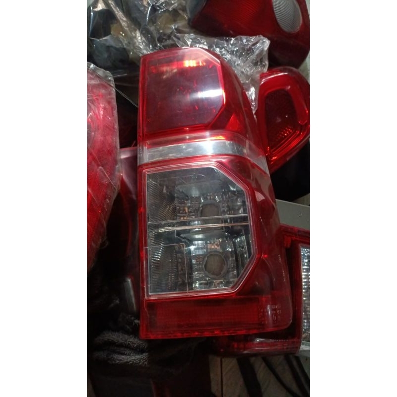 Stoplamp Toyota hilux vigo original