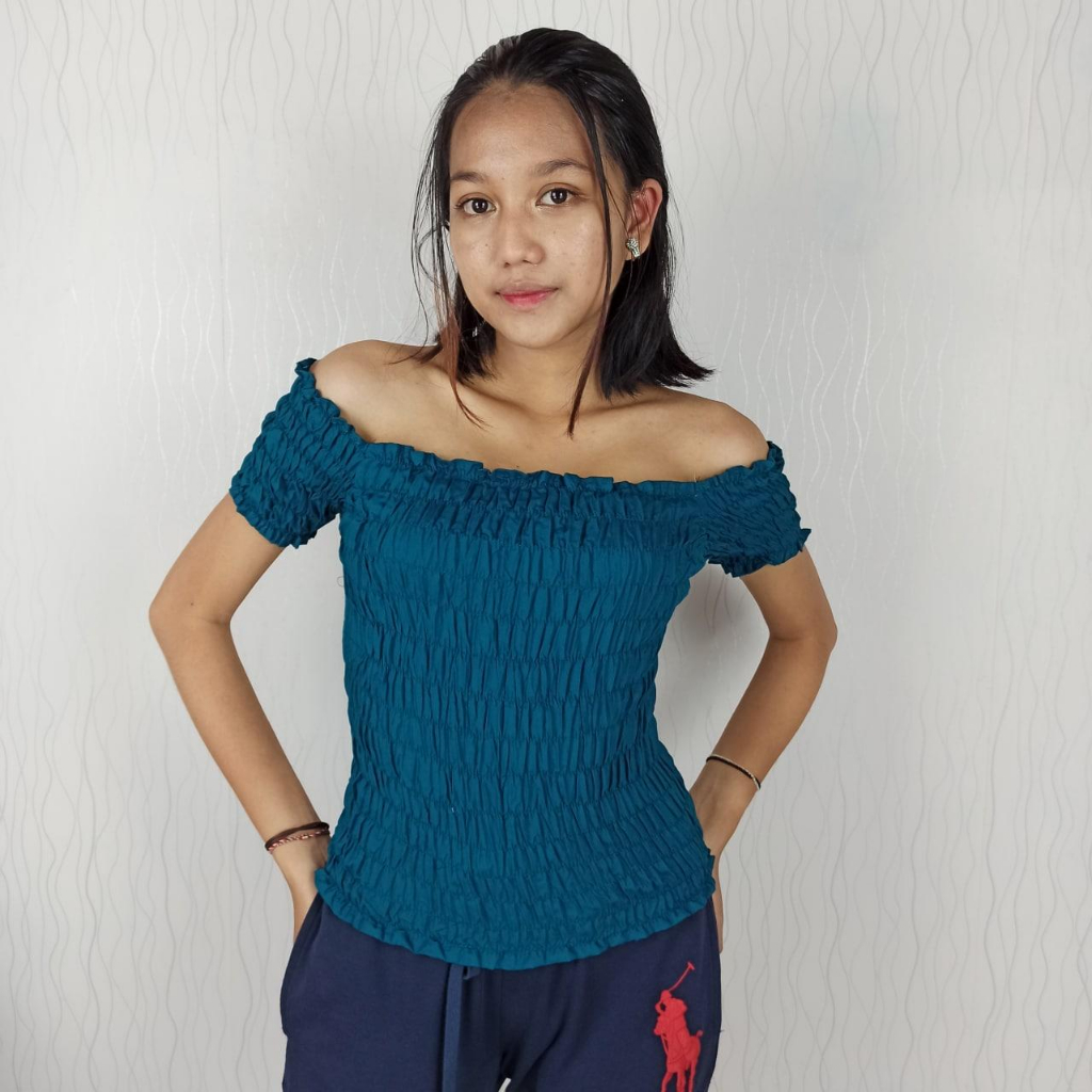 Atasan Baju Kerut Polos Motif Crop Top Sabrina Rayon Bali