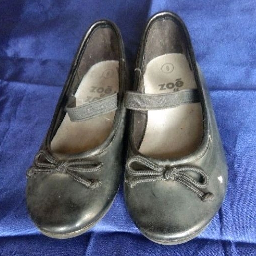 sepatu anak perempuan