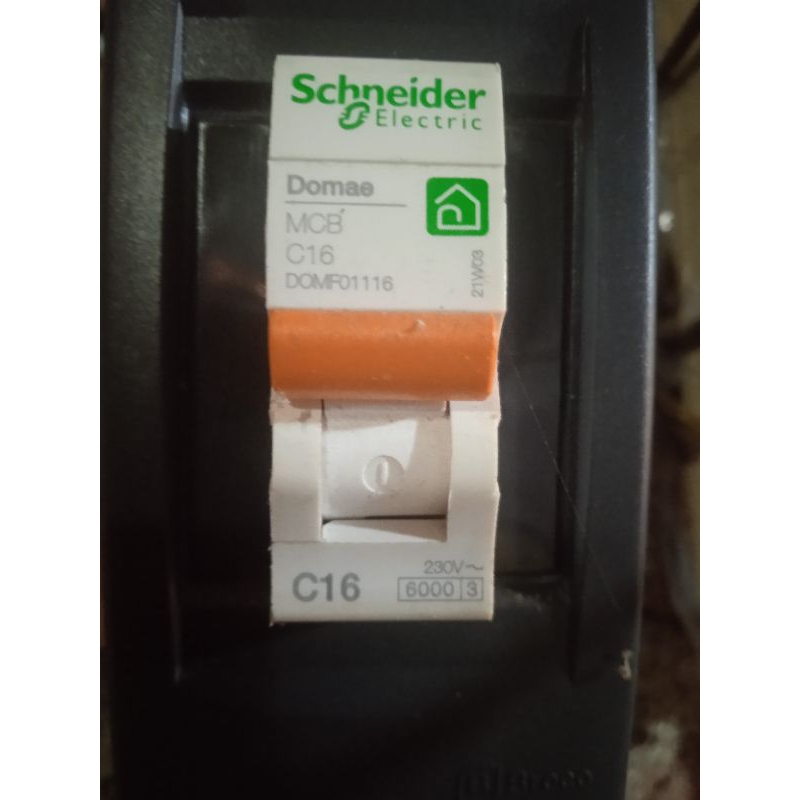 MCB c16 Schneider