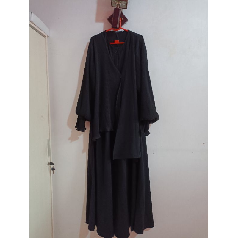 Preloved Lunara Dress by Azmiza official