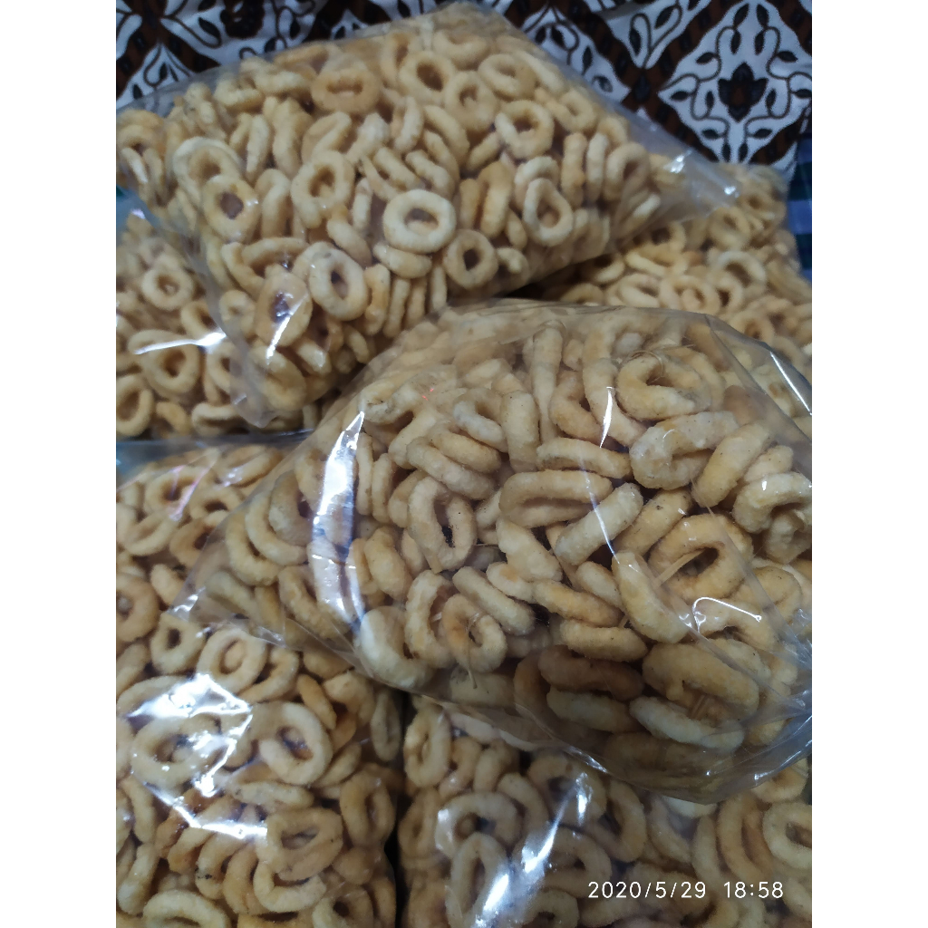 

cemilan khas jogja 1 kg