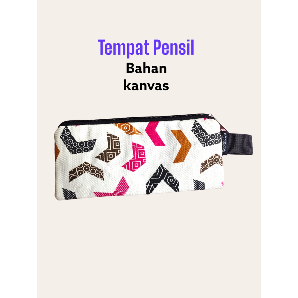 

Tempat Pensil Kanvas Moti Cute