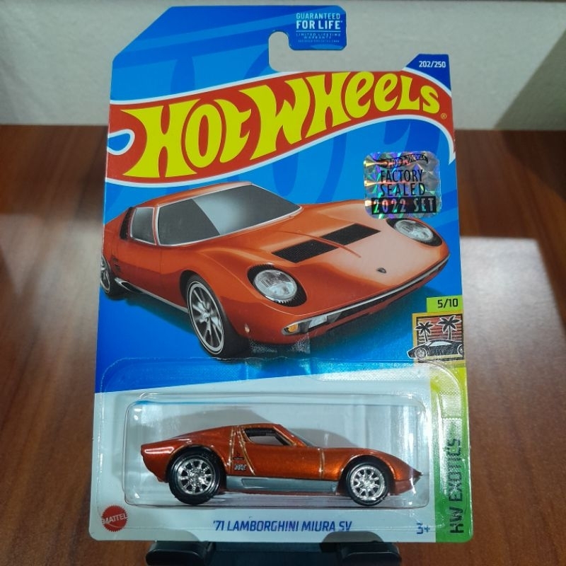 HOT WHEELS FACTORY SEALED 2022. 71LAMBORGHINI MIURA SV. SUPER TREASURE HUNT