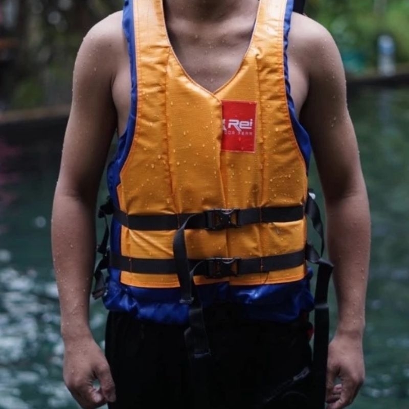pelampung life jacket rei outdoor berenang safety rescue outdoor outbond tubing