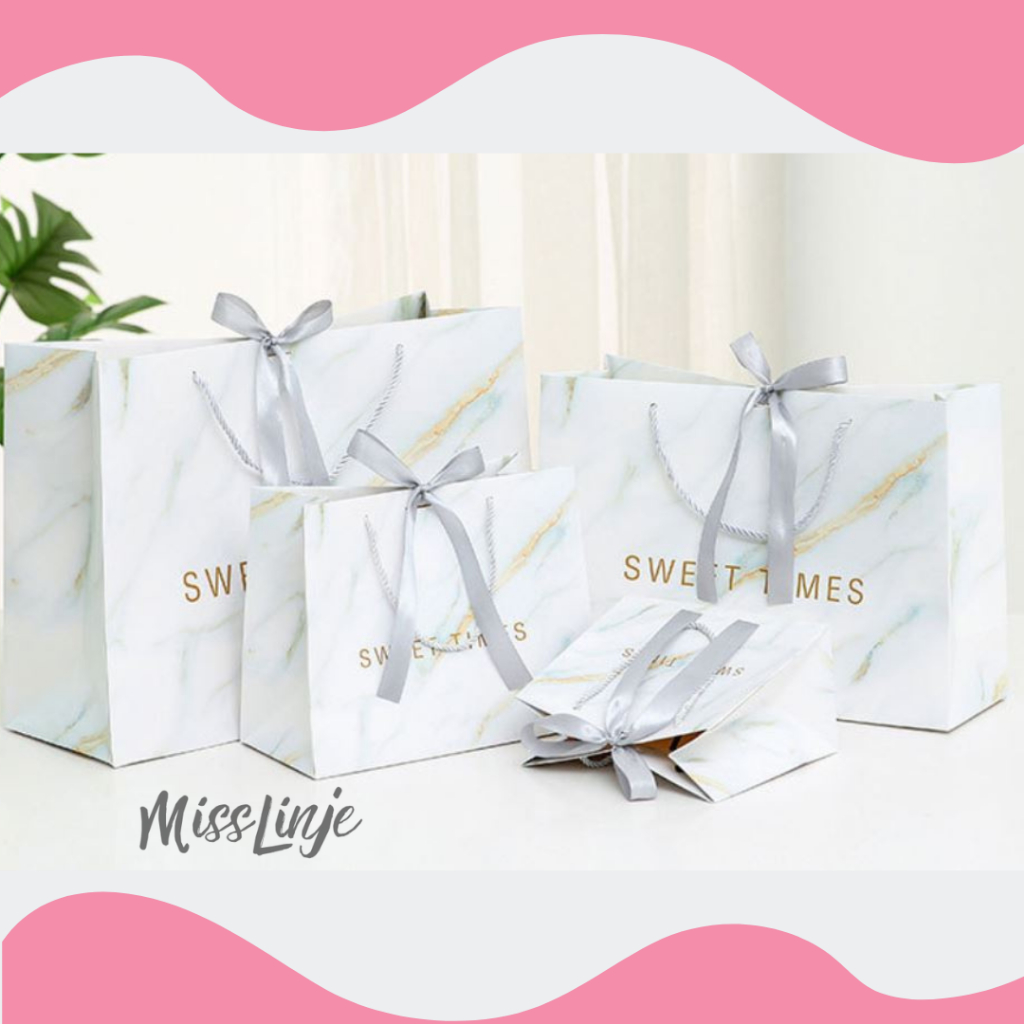 

Paper Bag Paperbag Aesthetic Korea Tas Karton Kado Hadiah Gift Bag Pita Silver Marble Banyak Size Premium