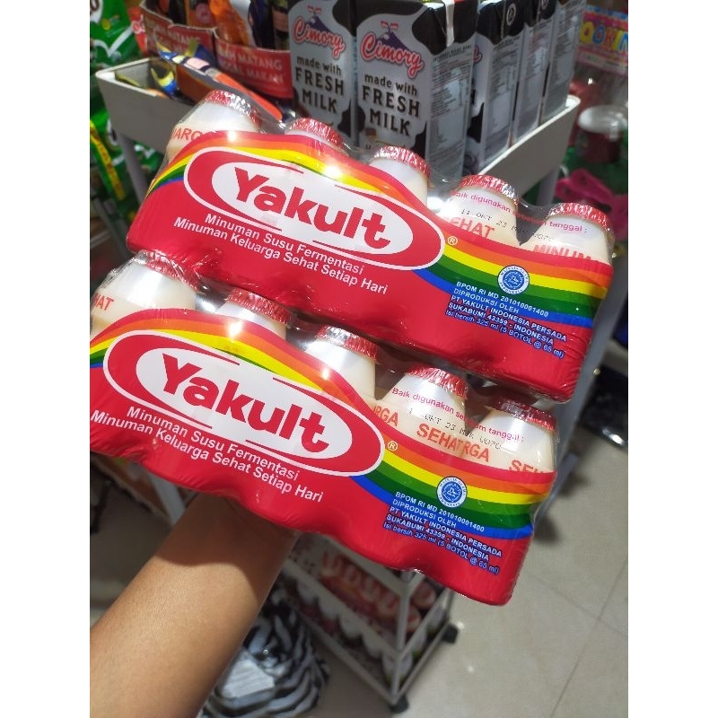 

YAKULT