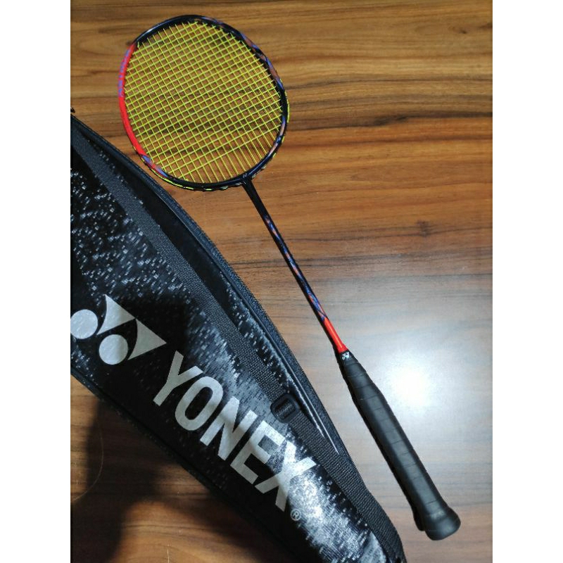 Yonex Astrox 77 PRO 4U5 bekas