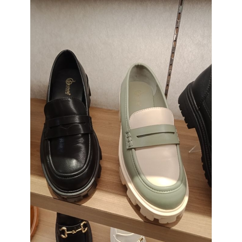 Sepatu Donatello Cewek