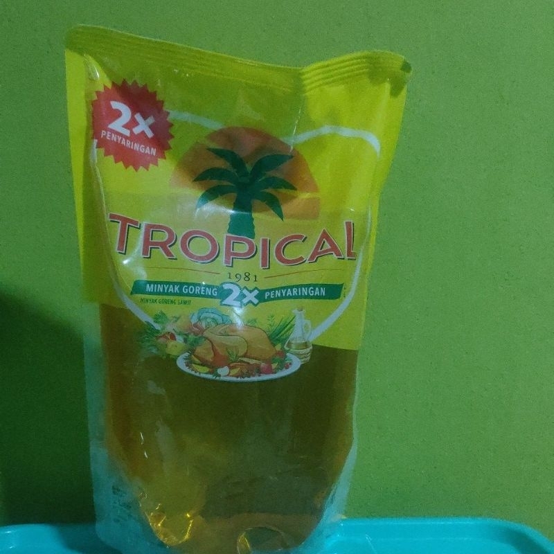 

Minyak goreng Tropical 2 liter