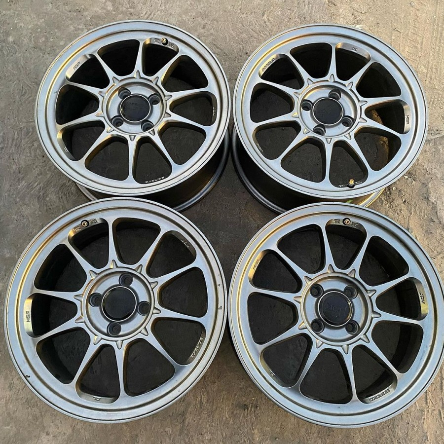 VELG BEKAS DL HSR R16X7 BAUT 4 PCD 4X100 ET42
