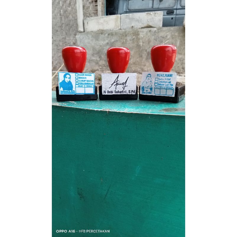 

Stempel Otomatis Penilaian Karakter Lucu Untuk Guru dan lainnya