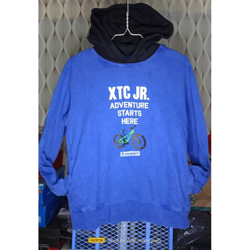 Sweater Hoodie UT Uniqlo Anak Remaja