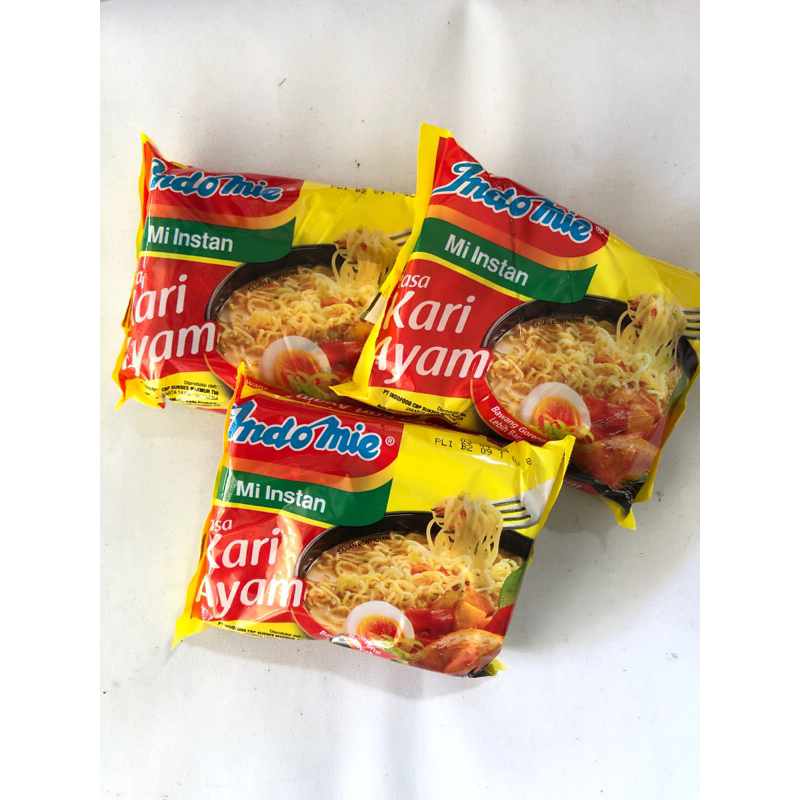 

Indomie kari ayam | Indomie kuah