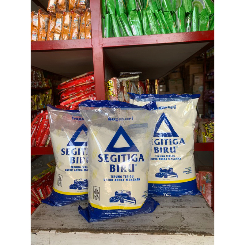 

tepung segitiga 1kg