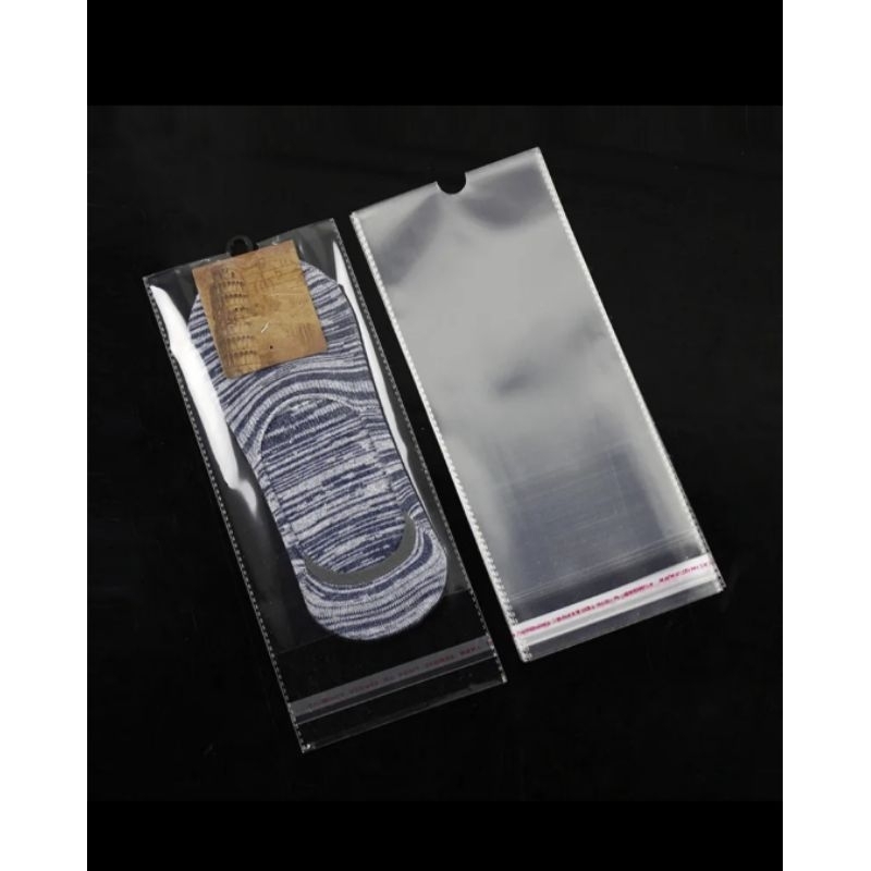 Plastik kemasan kaos kaki premium dengan perekat