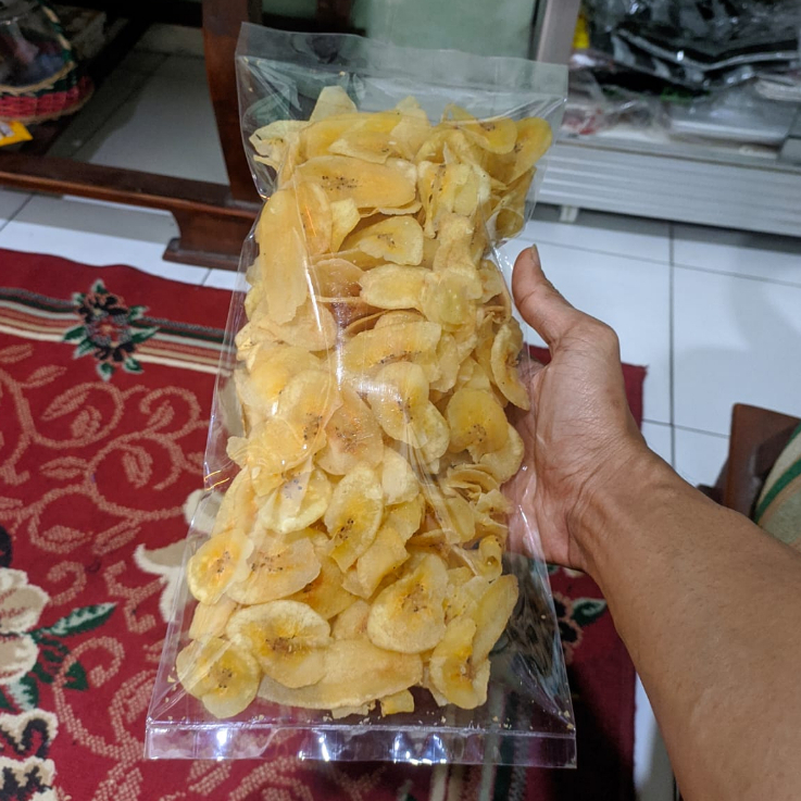 

Murah meriah Kripik Pisang Kepok (Kripik gedang Gepeng) 250g enak khas Tegal Kota dijamin nagih