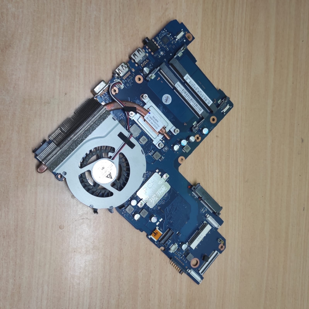 Motherboard Mobo Mainboard Laptop Samsung 270E 275E NP270E4V NP275E4V