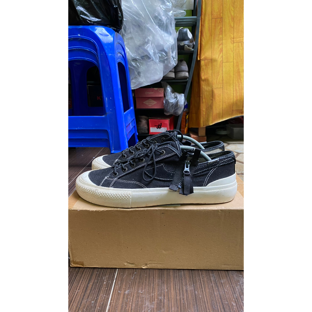 SEPATU COMPASS RESEARCH & DESTROY PROTO 1 LOW