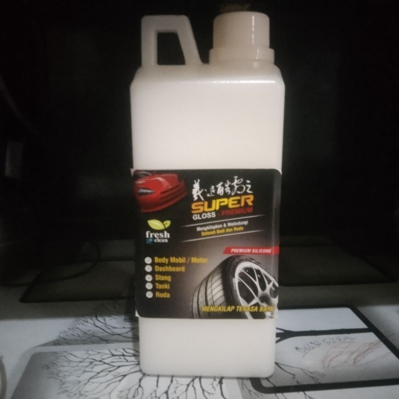 Semir ban body motor dan mobil 1liter