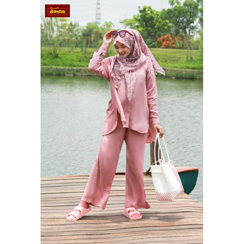 One set Dannis Terbaru setelan Dannis Terbaru