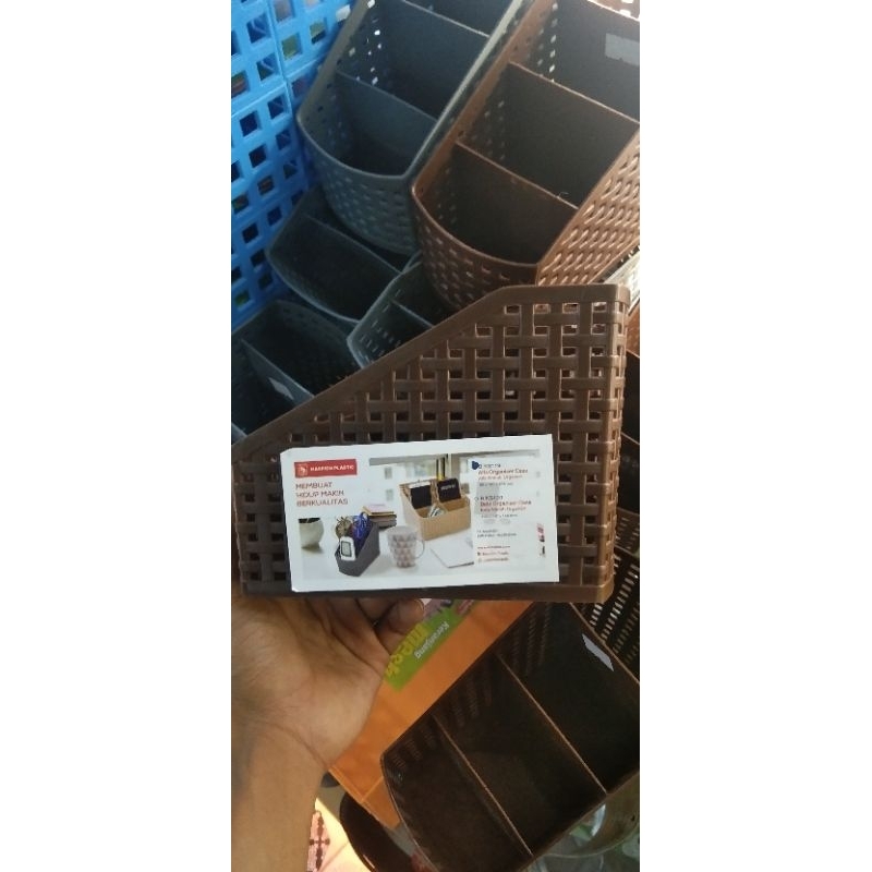 Rak mini 4 sekat, rak mini kantor, rak mini belajar