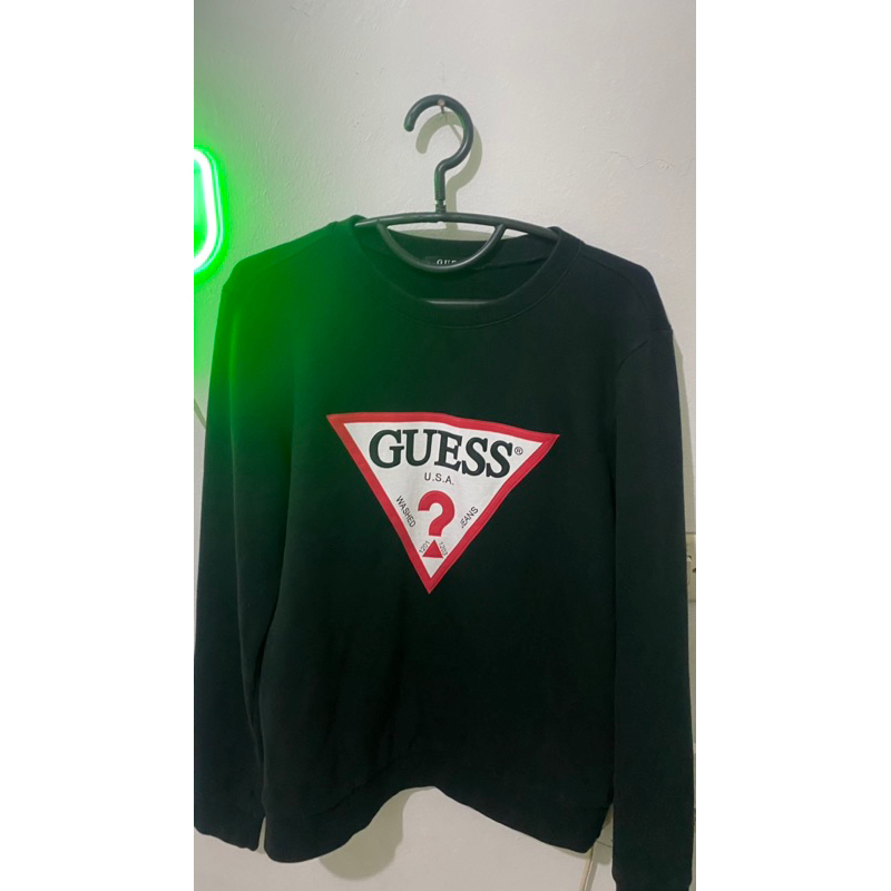 GUESS CREWNECK