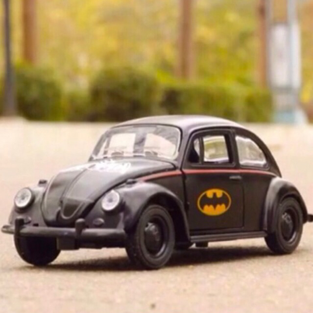 MINIATUR BATMAN MOBIL VW BEETLE