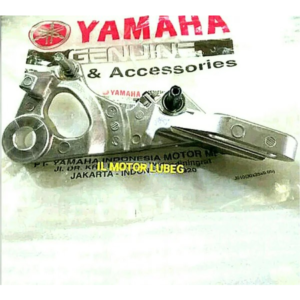 DUDUKAN KALIPER REM CAKRAM BELAKANG ORI ASLI YAMAHA NEW VIXION 1PA - F5921 - 01 ORIGINAL YGP