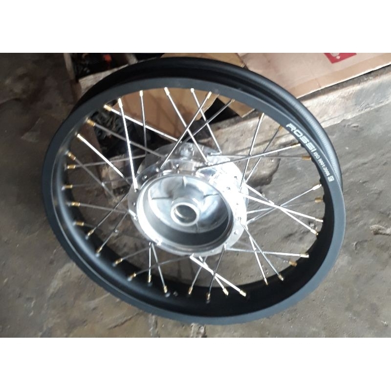 velg belakang mx old /jupiter z
