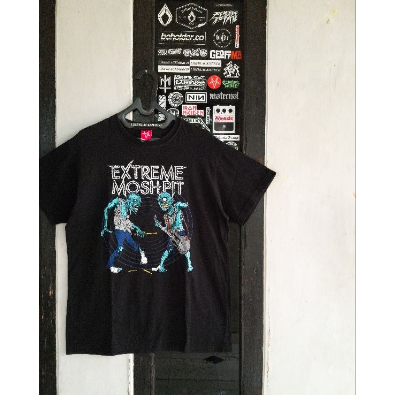 T-Shirt EXTREME MOSHPIT STAGE  (Likeblackmerch)