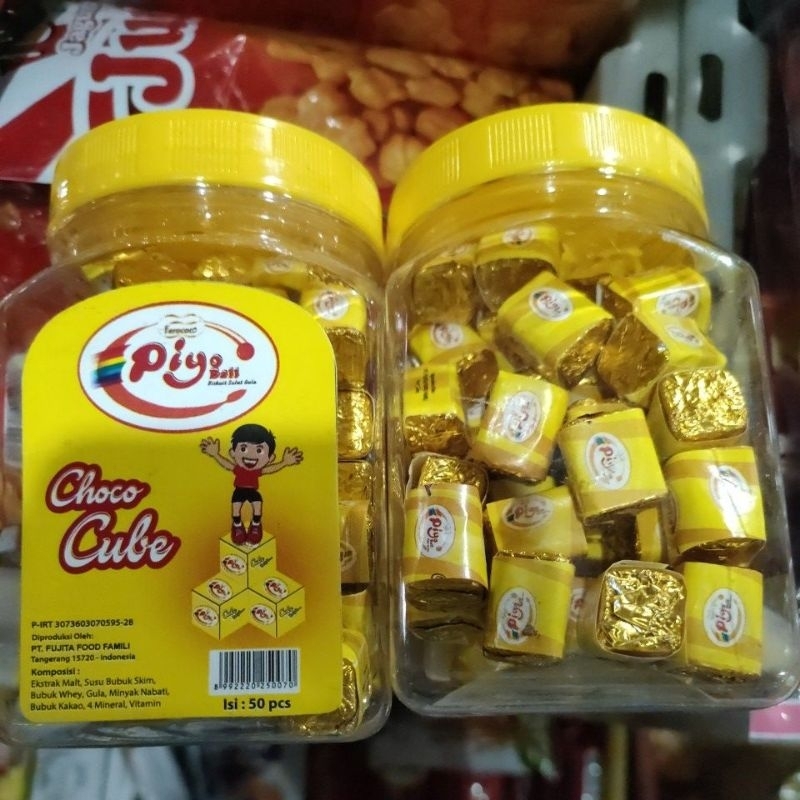 

piyo ball biskuit salut gula choco cube isi 50 pcs