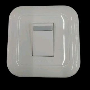 Saklar Tukar/Hotel Engkel Tanam Wide Series Panasonic